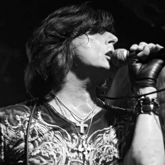 JLT joins Robert Sas on Castle Radio later this month. JLT joins Robert Sas on Castle Radio later this month.