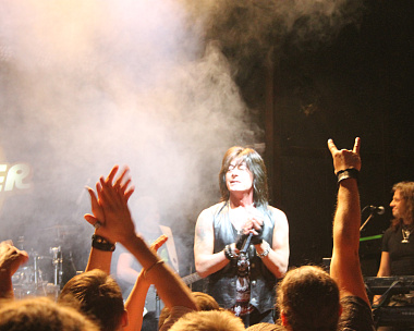“Catch The Rainbow”… Joe Lynn Turner Style