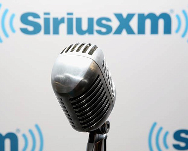 New Live JLT interview with Eddie Trunk now!