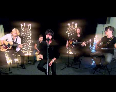 Joe Lynn Turner - Acoustic in Glasgow - Love Conquers All